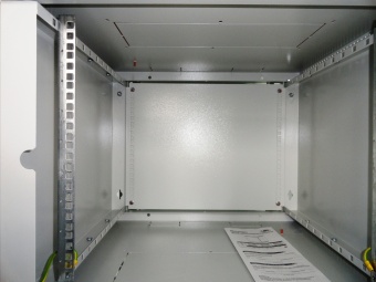 Стенка задняя к шкафу ШРН, ШРН-Э и ШРН-М 12U в комплекте с крепежом