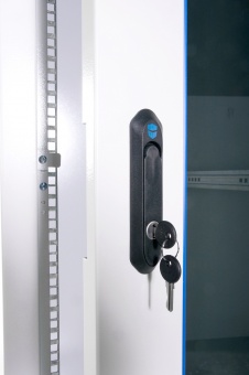 Купить шкаф телекоммуникационный напольный эконом 42u (600 × 800) дверь стекло, дверь металл в Казани