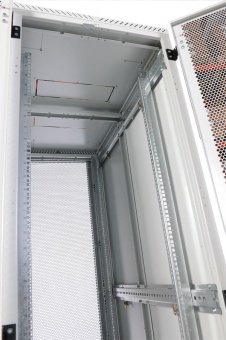 Купить шкаф серверный напольный 42u (800 × 1000) дверь перфорированная, задние двойные перфорированные в Казани